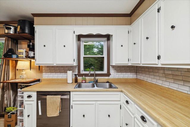 2266 Medford RD, Salem, VA 24153