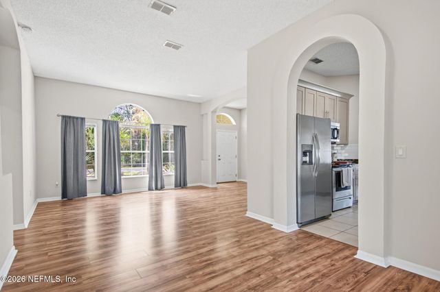 33 PHOENIX Lane, Palm Coast, FL 32164