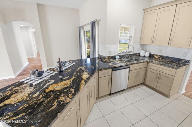 33 PHOENIX Lane, Palm Coast, FL 32164