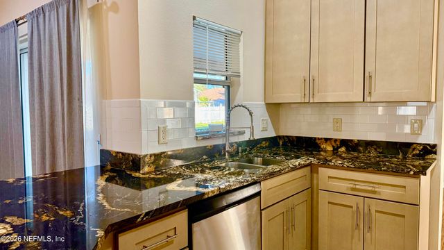 33 PHOENIX Lane, Palm Coast, FL 32164