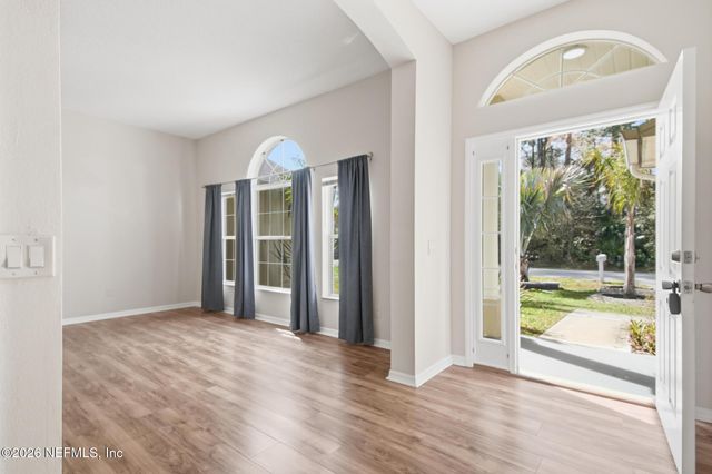 33 PHOENIX Lane, Palm Coast, FL 32164