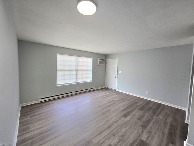 1203 Hillside Ave Apt F2, Norfolk, VA 23503