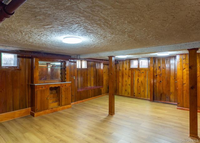 85-32 213th Street, Hollis Hills, NY 11427