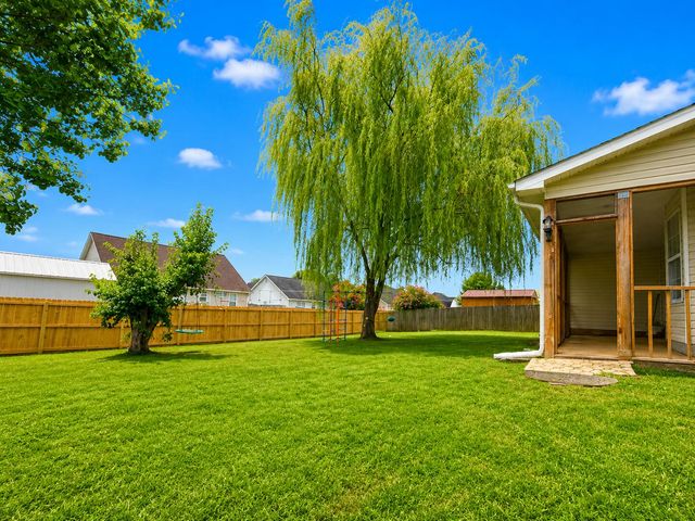57 Bunker Drive, Rossville, GA 30741