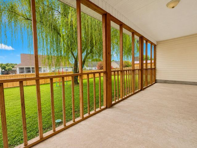 57 Bunker Drive, Rossville, GA 30741