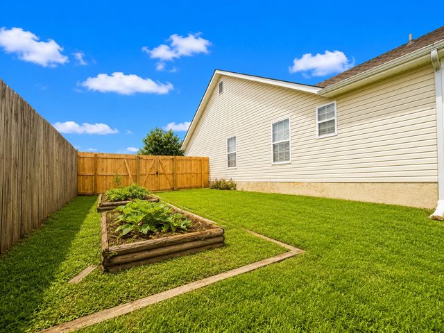 57 Bunker Drive, Rossville, GA 30741