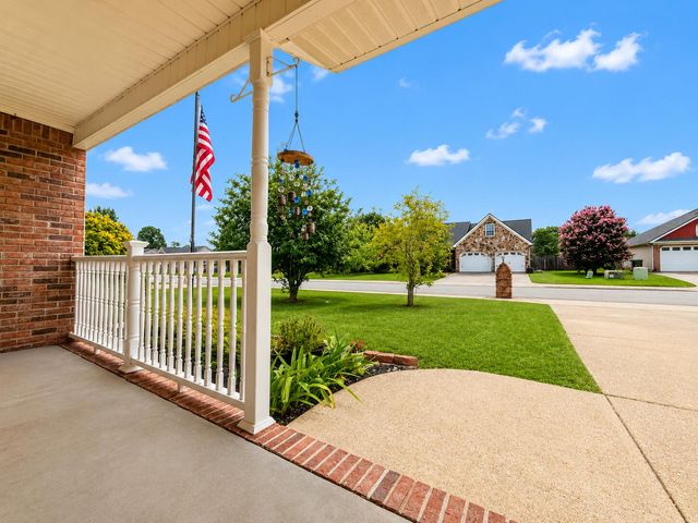 57 Bunker Drive, Rossville, GA 30741
