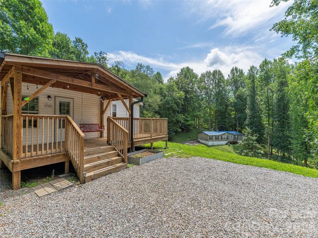 152 Hollon Cove, Waynesville, NC 28786