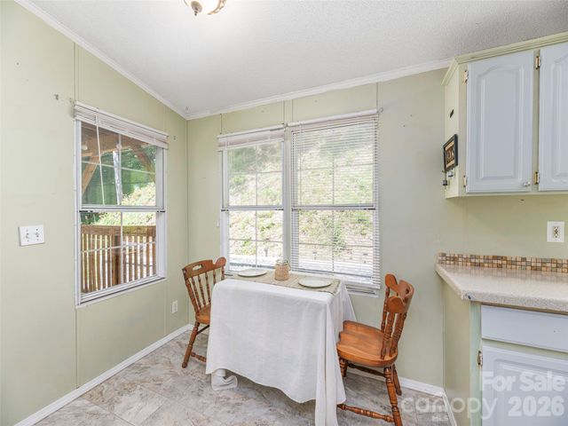 152 Hollon Cove, Waynesville, NC 28786