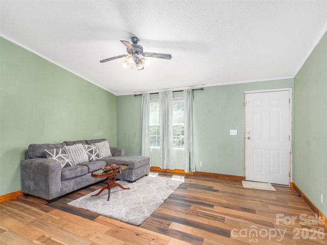 152 Hollon Cove, Waynesville, NC 28786