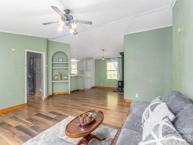 152 Hollon Cove, Waynesville, NC 28786