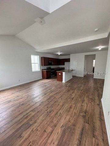 399 Tropics Ave, Hardeeville, SC 29927