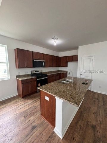 399 Tropics Ave, Hardeeville, SC 29927