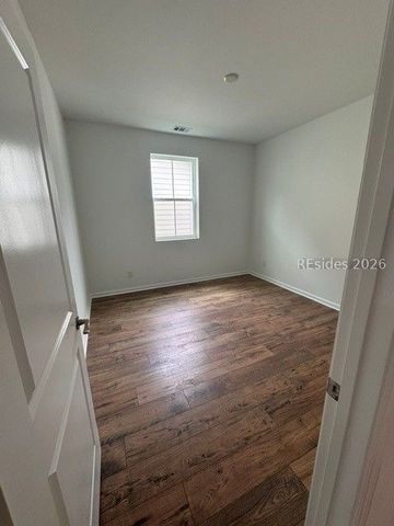 399 Tropics Ave, Hardeeville, SC 29927