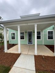 399 Tropics Ave, Hardeeville, SC 29927