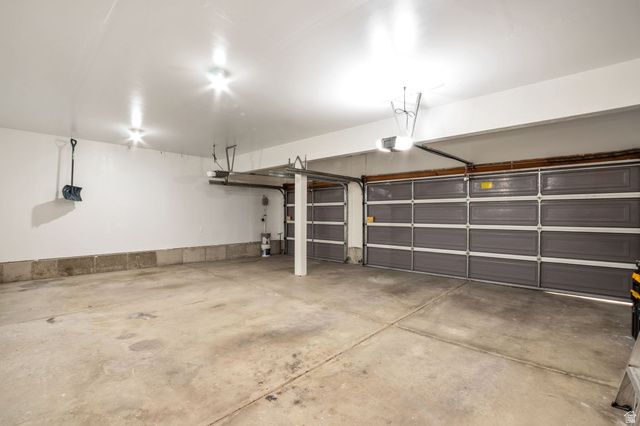 970 W FOX HOLLOW DR, North Salt Lake, UT 84054