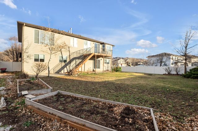 970 W FOX HOLLOW DR, North Salt Lake, UT 84054