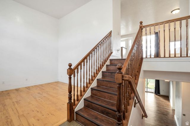 970 W FOX HOLLOW DR, North Salt Lake, UT 84054