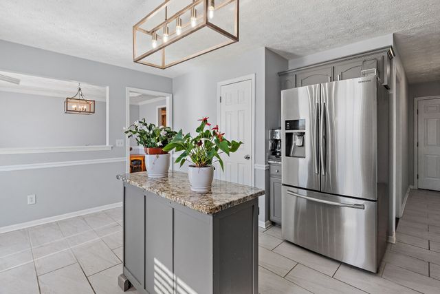 649 Woodburn Dr, Smyrna, TN 37167