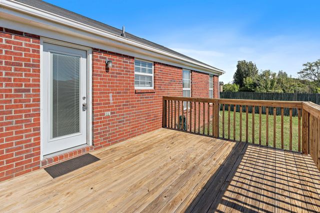 649 Woodburn Dr, Smyrna, TN 37167