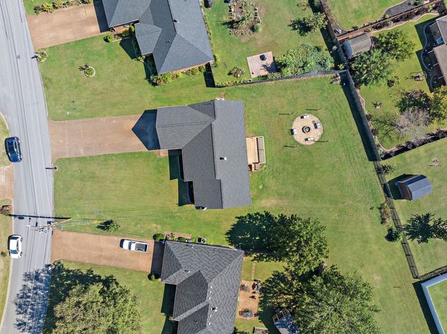 649 Woodburn Dr, Smyrna, TN 37167