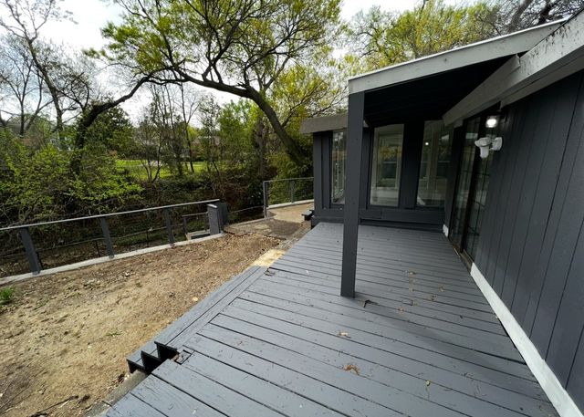 208 Cliffdale Avenue, Dallas, TX 75211