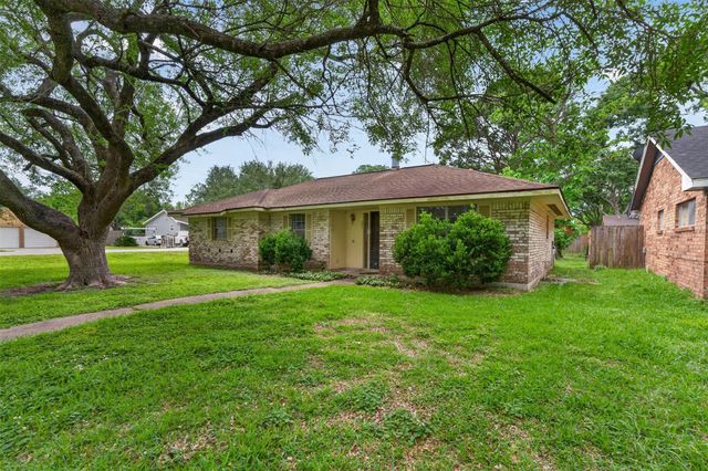 301 Moody Avenue, League City, TX 77573