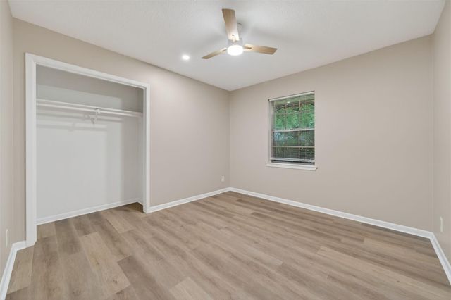 301 Moody Avenue, League City, TX 77573