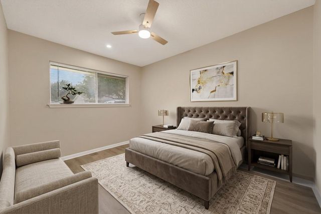 301 Moody Avenue, League City, TX 77573