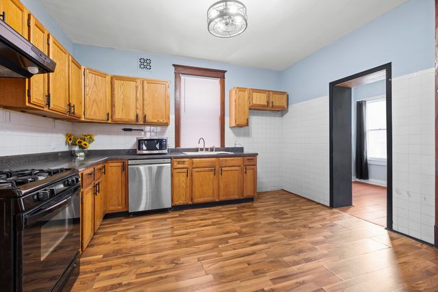 2219 S 60th Court, Cicero, IL 60804