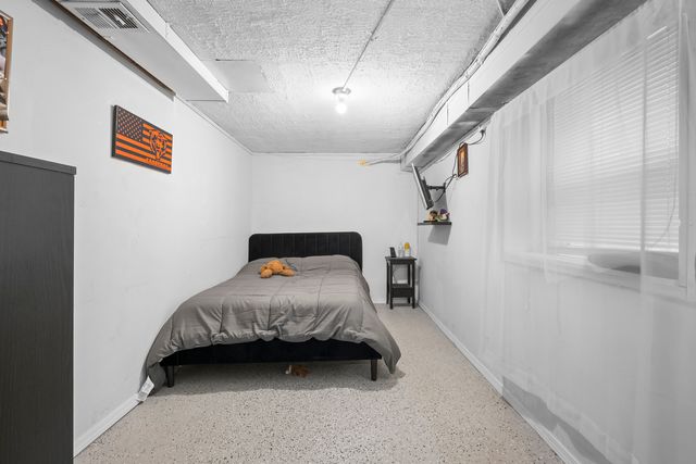 2219 S 60th Court, Cicero, IL 60804