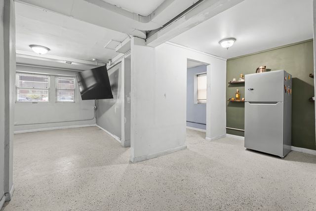 2219 S 60th Court, Cicero, IL 60804