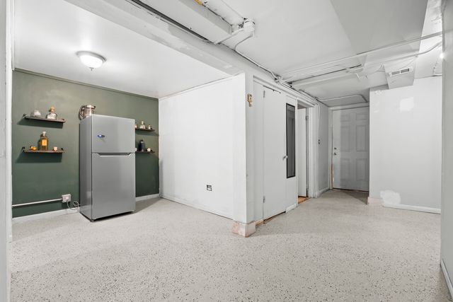 2219 S 60th Court, Cicero, IL 60804