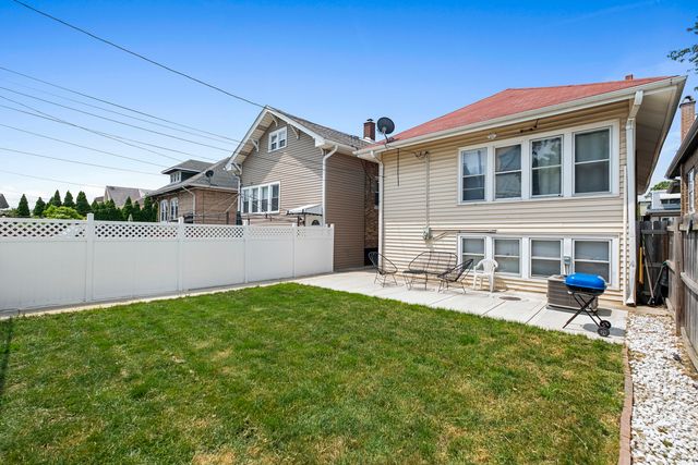 2219 S 60th Court, Cicero, IL 60804