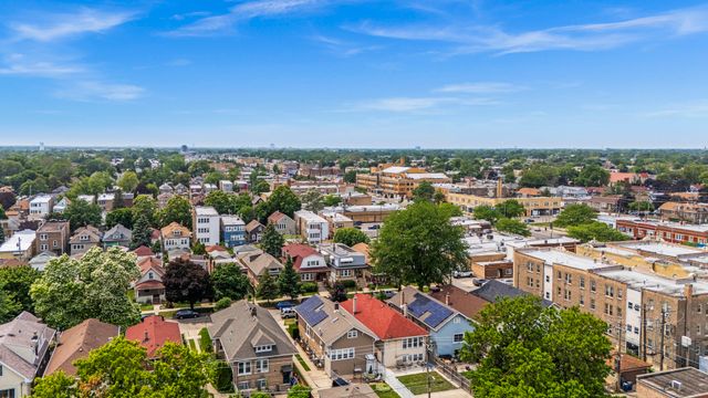 2219 S 60th Court, Cicero, IL 60804