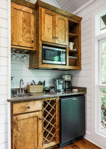 2541 Sparkmantown Rd, Doyle, TN 38559