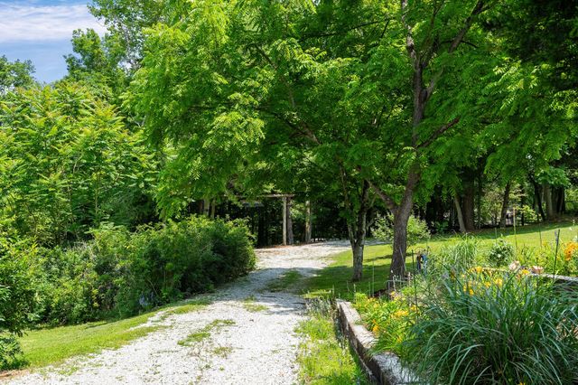 2541 Sparkmantown Rd, Doyle, TN 38559