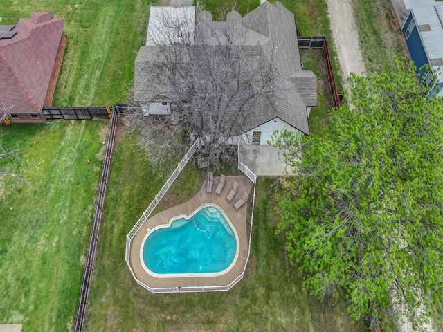 305 Gandy Street, Lipan, TX 76462