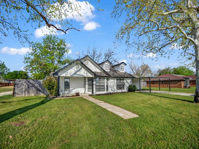 305 Gandy Street, Lipan, TX 76462