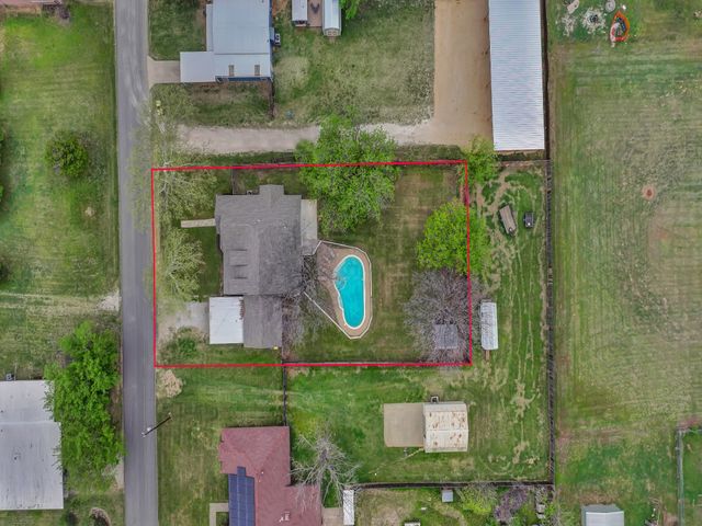 305 Gandy Street, Lipan, TX 76462