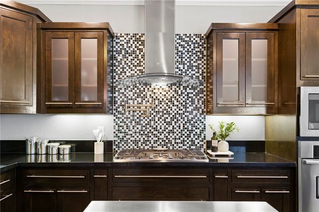 4316 Toddington Lane, College Station, TX 77845