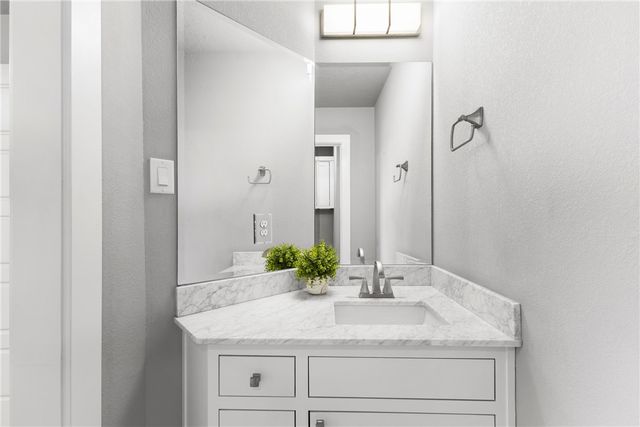 4316 Toddington Lane, College Station, TX 77845