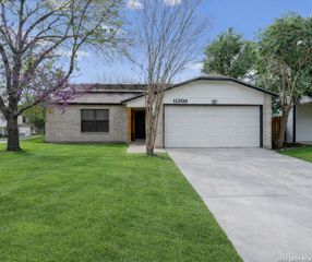 11303 Candle Park, San Antonio, TX 78249