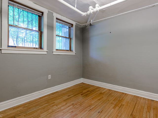 1300 E 56th Street G, Chicago, IL 60637