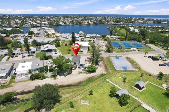 455 62ND STREET, Holmes Beach, FL 34217