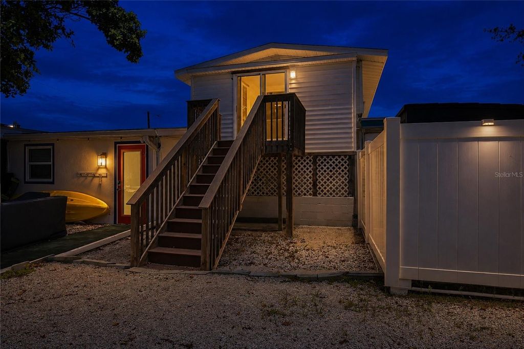 455 62ND STREET, HOLMES BEACH, FL 34217 — photo 2