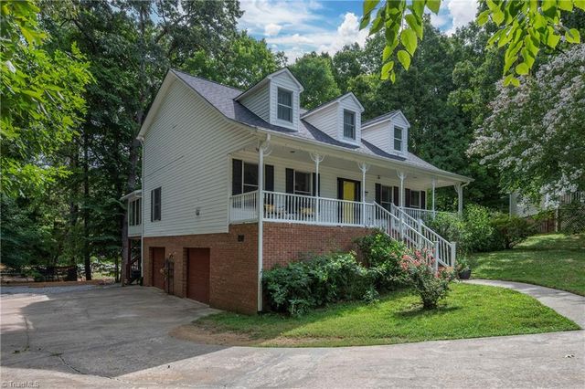 2808 Big Oak Court, High Point, NC 27265