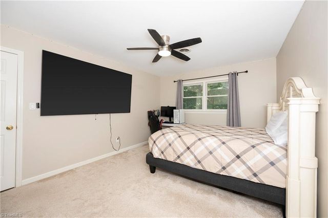2808 Big Oak Court, High Point, NC 27265