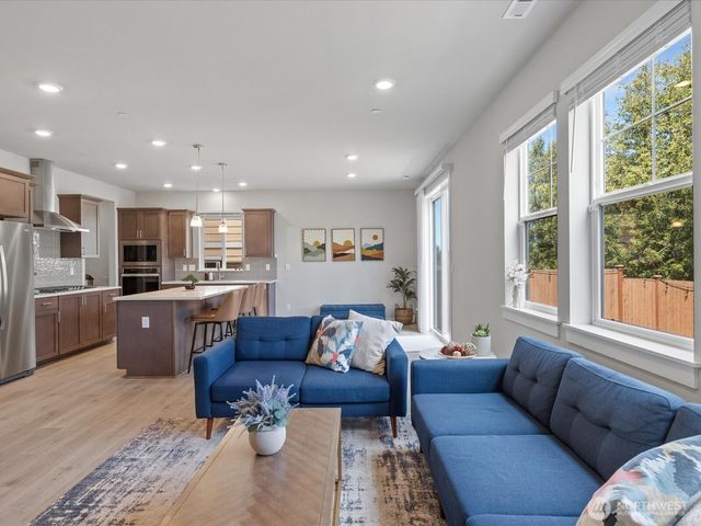 2809 193rd Place SE, Bothell, WA 98012