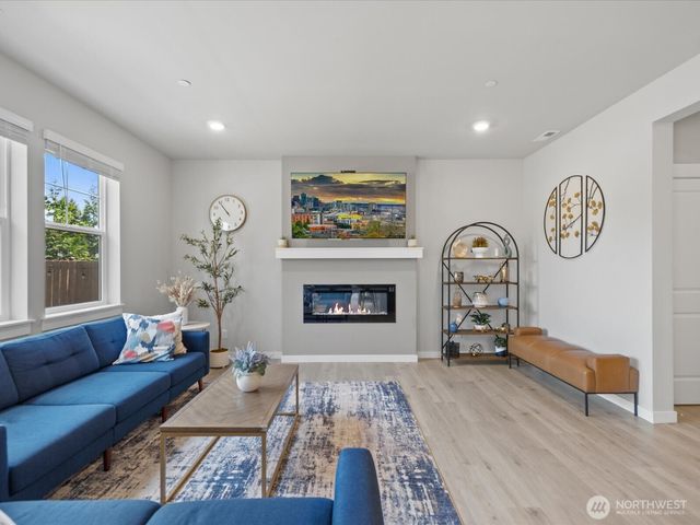 2809 193rd Place SE, Bothell, WA 98012